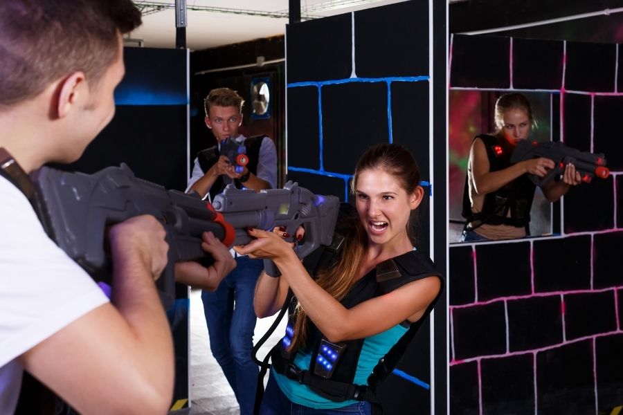 לייזר טאג בהוד שרון